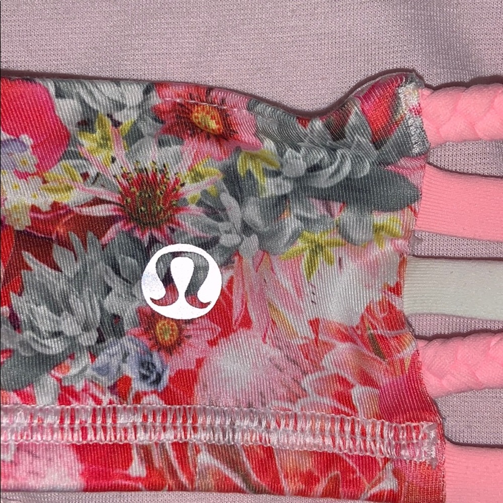 Lululemon halter sports bra - Picture 3 of 4